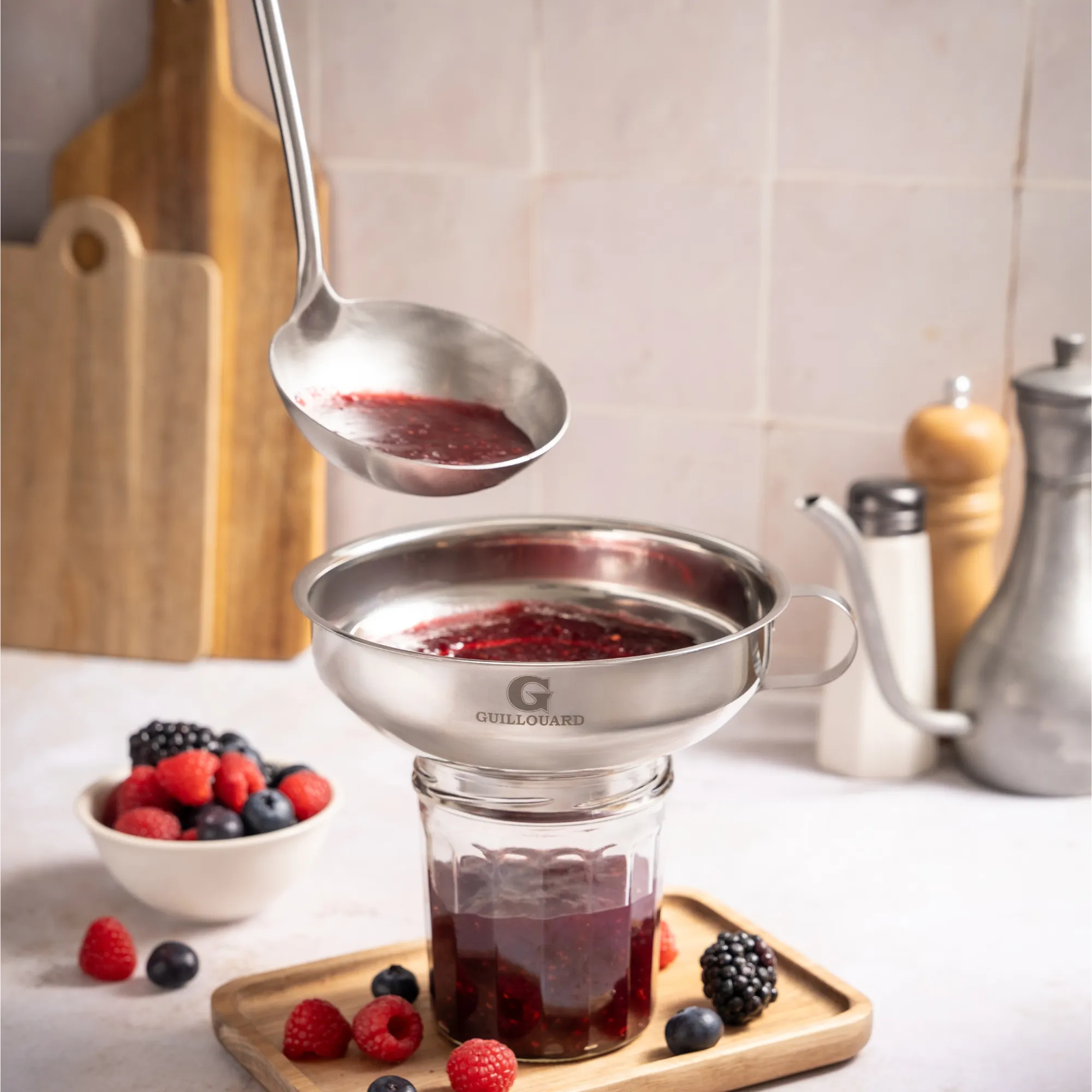 guillouard-louche-en-inox-9-cm-manche-h-tre-35-cm image 4